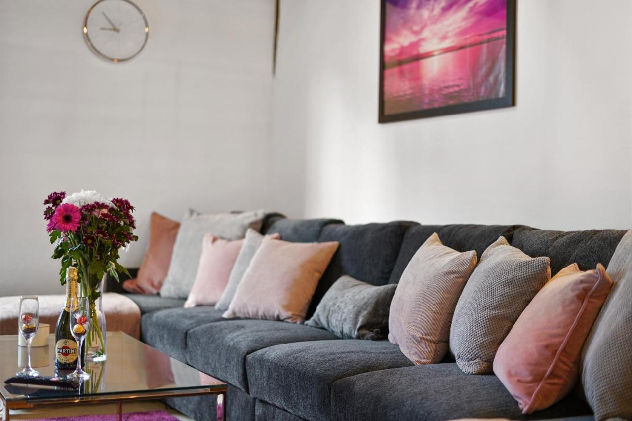 The Stunning Luxury Duplex Of Canterbury Exterior foto